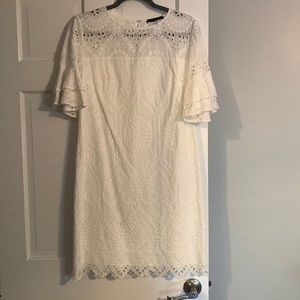 Trina Turk size 6 dress in EUC
